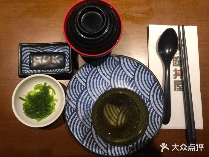 魔丼屋(日月光店)餐具摆设图片