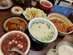 -古都历食南京菜·烤鸭·鸭血粉丝·汤包(南京博物院店)