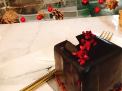 -UNI UNI(环亚凯瑟琳店)