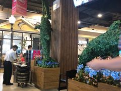 -Pier 21 (Terminal 21 Asok)