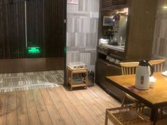 -爱碗亭·鲜炒湖南菜(壹城中心店)