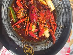 -肥肥虾庄·金牌油焖大虾(杨园滨江时代walk店)