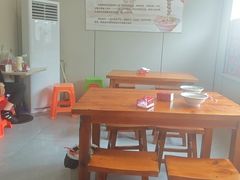-岳记羊肠馆(陵园小区店)