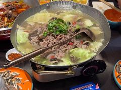 -川流不息·地道川菜·小龙虾(松东路店)