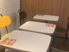 -麦当劳(潮南峡山得来速店)