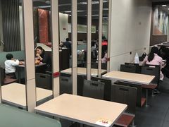 大堂-肯德基(东安路站店)