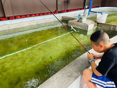 -光头佬室内钓虾场·烧烤·团建·亲子(中山八路店)