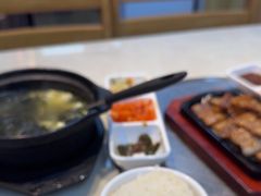 -屋里家延边朝鲜族冷面(南园店)