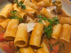 -JINNS锦时 steak&pizza(浸信会礼拜堂旧址店)