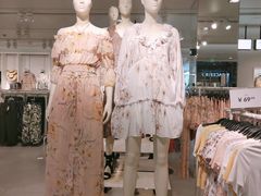 -H&M(天一广场店)