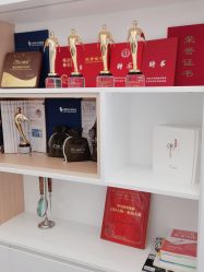 -熙朵美学植发连锁