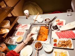 -海底捞火锅(海宁路店)