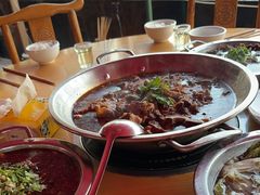 -大众跷脚牛肉馆·非遗传承单位(峨眉山店)