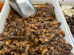 招牌冷吃兔-鑫记婆婆兔·成都特产·兔头手撕兔(太古里店)