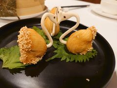 栗茸天鹅酥-白天鹅宾馆-宏图府餐厅