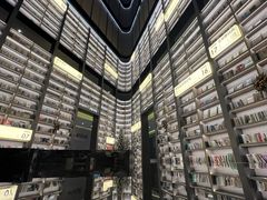 -上海虹桥中心爱琴海亚朵S酒店