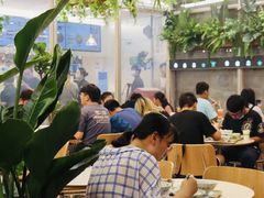 大堂-老乡鸡(上海白玉兰广场店)