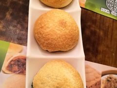 酥皮焗叉烧包-添好运点心专门店(深水埗店)