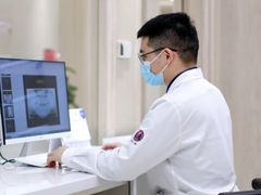 -柏乐口腔(南宁总院)