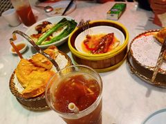 -新大咀港式茶餐厅(宝山万达店)