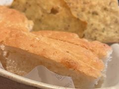 餐前面包-OGGI TRATTORIA PIZZERIA(深业上城店)