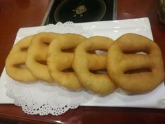 -蓝鲸大酒店旋转餐厅