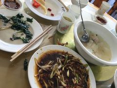 -荣生萝卜汤饭店