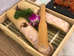 -尚尚仙·酸汤猪手·猪肚鸡火锅(华联万柳购物中心店)