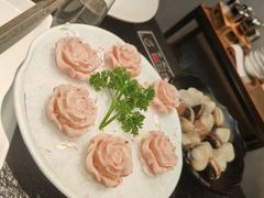 -得意咚瓜·顺德鱼生·冬瓜火锅(深圳首店)