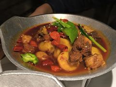 土豆煨牛腩-卯时·龙光雅宴·精致锡帮菜(惠山古镇店)