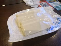 -亿诣蝎府炸酱面羊蝎子火锅(酷车小镇店)