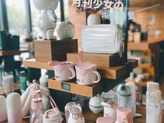 零售区-星巴克臻选(广州二沙岛文立方店)