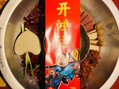 成都老妈蹄花鸳鸯锅-谭鸭血老火锅(龙湖宝山天街店)