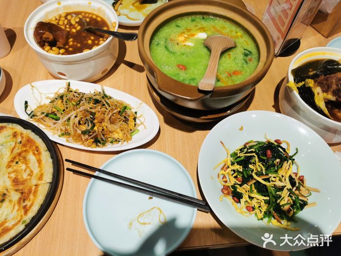 宏状元现熬粥·京味菜(三里河店)图片