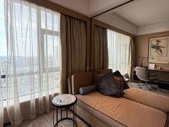 -中山利和希尔顿酒店