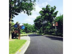 -上海怡沁园度假酒店