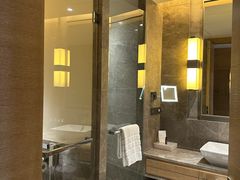 -重庆解放碑威斯汀酒店