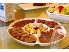 -梦中园海鲜酒店(川沙路店)