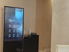 -灸春堂·艾灸·痛症·整脊连锁(之江银泰店)