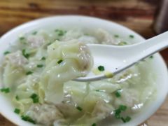 -胖子馄饨坊(天目大厦东南)
