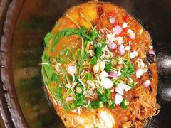 -万里闯关东铁锅炖菜馆(高新旗舰店)