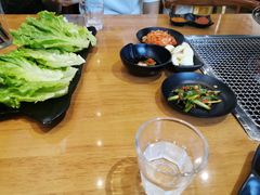 -肉甲韩国木炭烤肉(新壹街1店)