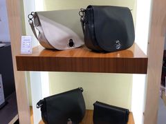 -Longchamp(佛罗伦萨小镇奥特莱斯店)