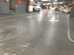 -日月光中心-停车场