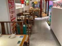 -春天里餐厅(西田城店)