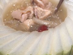 -得意咚瓜·顺德鱼生·冬瓜火锅(深圳首店)