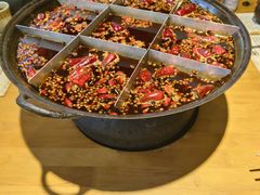 -白乐天毛肚火锅馆(南滨路店)