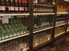 -钱小奴海鲜自助黑金店(杭州滨江龙湖店)