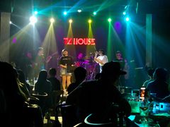 -TZ House音乐现场(茅台店)
