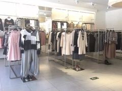-Max Mara(燕莎奥特莱斯店)
